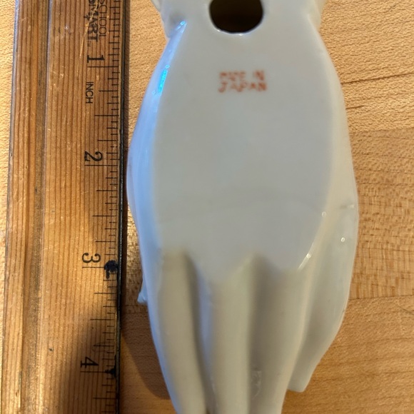 Vintage ceramic hand ash tray from Japan. No flaws! Collectible. 4 in. - Picture 3 of 3